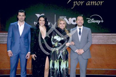 Cautiva por Amor, elenco