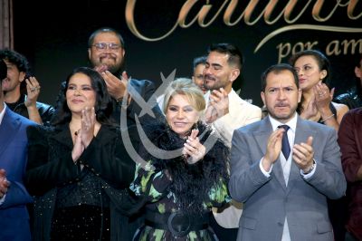 Cautiva por Amor, elenco