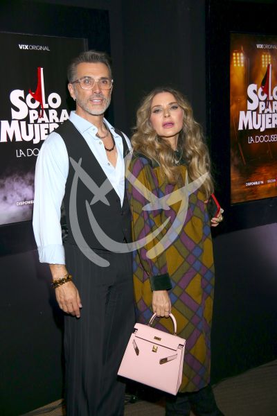 Sergio Mayer e Issabela Camil son SPM