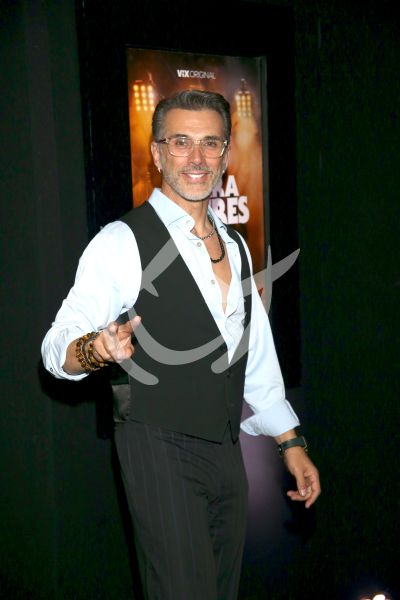 Sergio Mayer e Issabela Camil son SPM