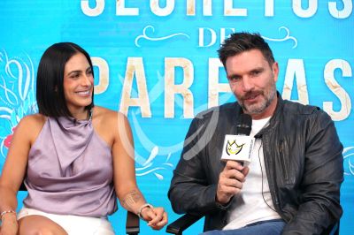 Valeria Marín y Julián Gil en Secretos de Parejas