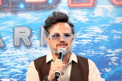 Aleks Syntek es Total