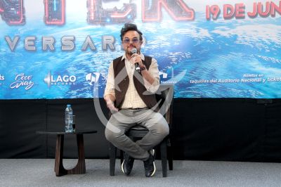Aleks Syntek es Total