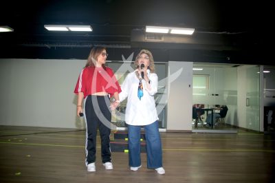 Las Angélicas ensayando