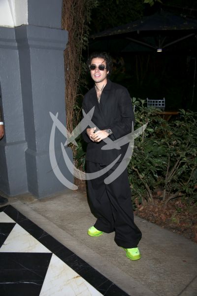 Mario Bautista a The Hollywood