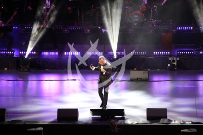 Gilberto Santa Rosa por El Lujo