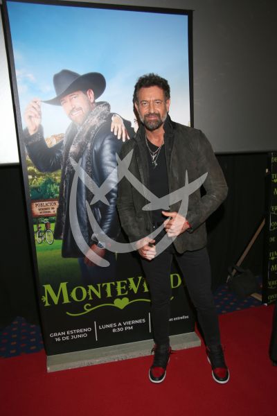 Gabriel Soto es primero