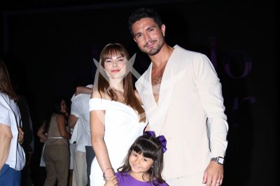 Alejandra Robles Gil y Chris Pascal en Regalo de Amor