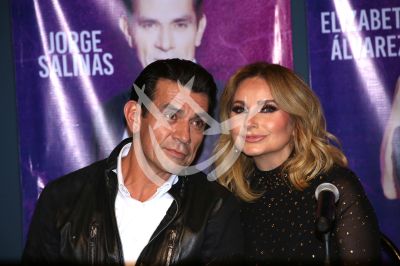 Jorge y Elizabeth con Obscenidad