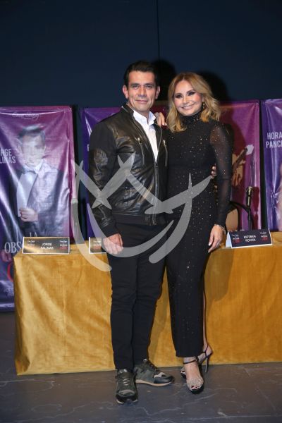 Jorge y Elizabeth con Obscenidad