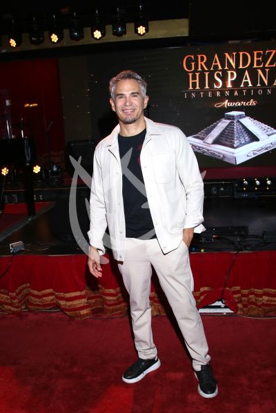 Julio Camejo con Grandeza