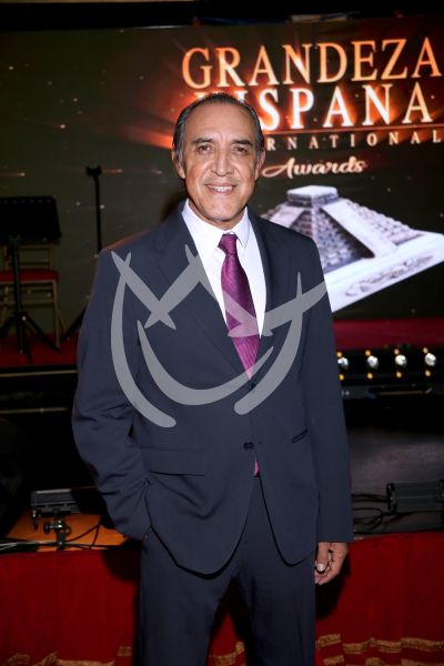 Luis Felipe Tovar con Grandeza