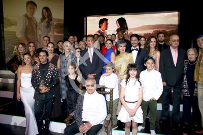 Amanecer, elenco