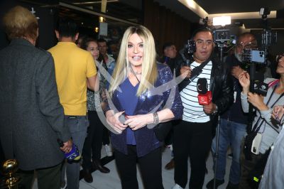 Ednita Nazario