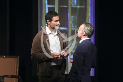 Luis Roberto Guzmán y Roberto Sosa a escena
