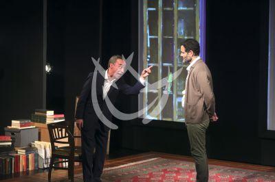 Luis Roberto Guzmán y Roberto Sosa a escena