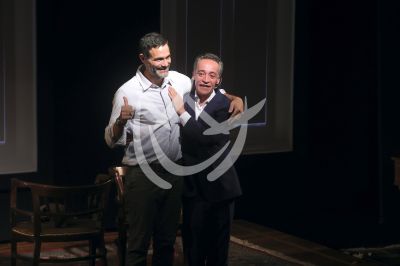 Luis Roberto Guzmán y Roberto Sosa a escena