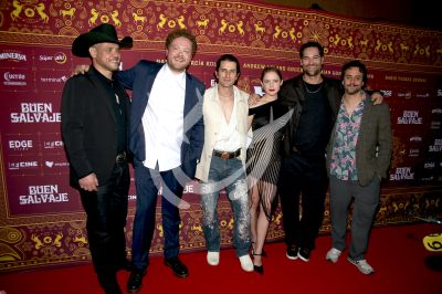 Buen Salvaje elenco