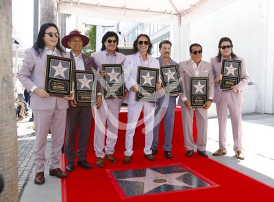 Los Bukis tienen Estrella