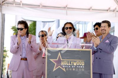 Los Bukis tienen Estrella