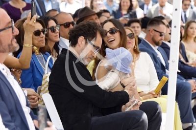 Demián Bichir con novia y baby!