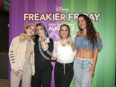 Isadora Figueroa y Emily Estefan 