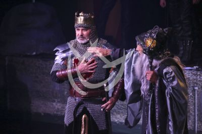 Mauricio Islas es El Rey Arturo