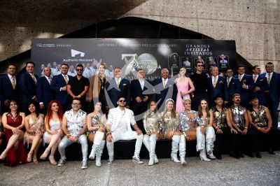 La Sonora Santanera cumple 70 con amigos