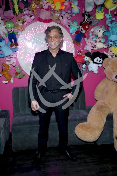 Humberto Zurita con Madres