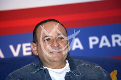 Eduardo España en Enrollados 