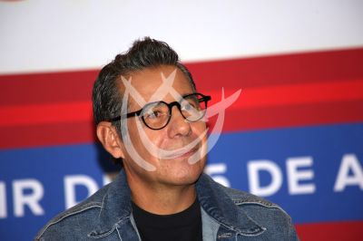 Yordi Rosado en Enrollados