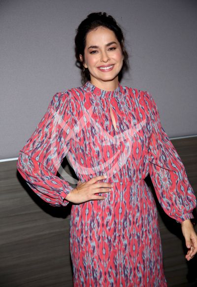 Danna García con Hermanas