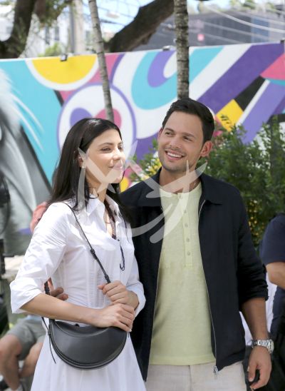 Bárbara López y Emmanuel Palomares en locación