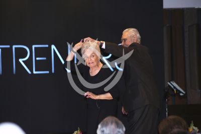 Don Eric del Castillo recibe homenaje