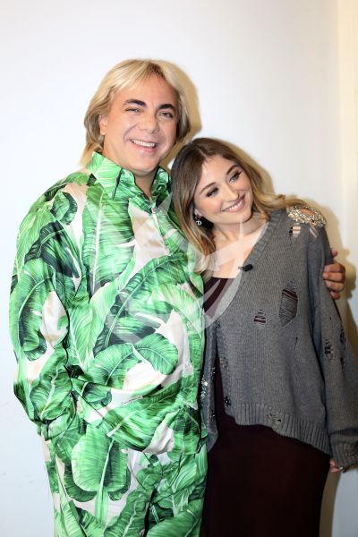 Cristian Castro y prima Fernanda Castro al Hilo