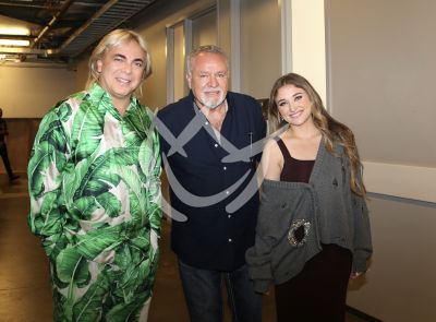 Cristian Castro con prima Fernanda y tío Güero