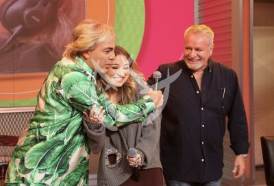 Cristian Castro con prima Fernanda y tío Güero