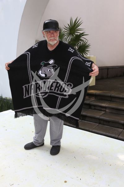 Jesús Ochoa en Hermanas
