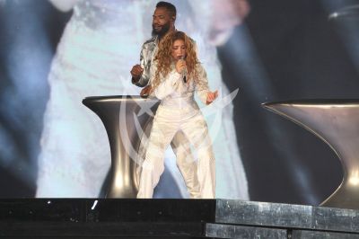 Shakira factura en Mx