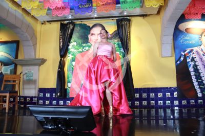 Natalia Jiménez al Tenampa