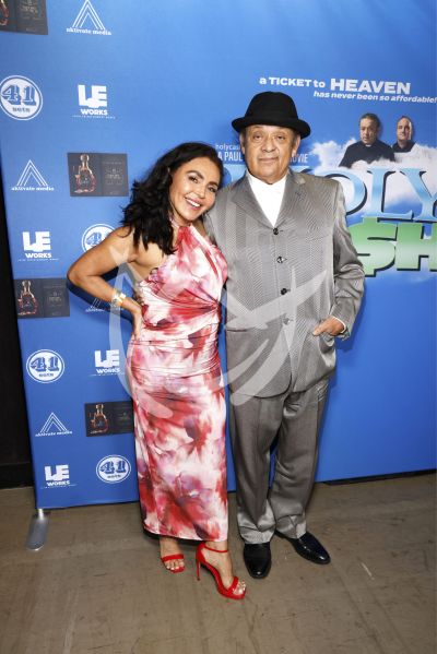 Paul Rodríguez y Sandra Santiago tiene Holy Cash