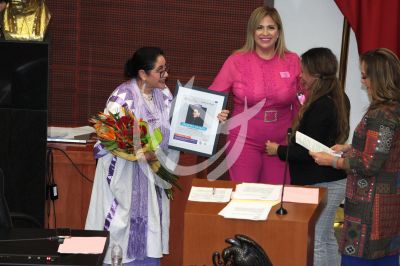 Angélica Aragón es Poderosa 