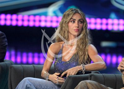 Anahí es QELM