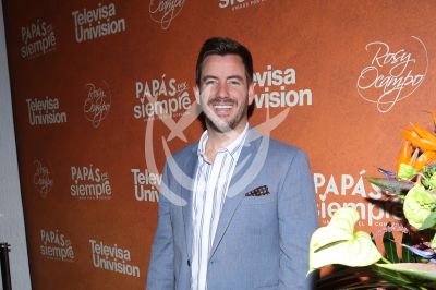 Juan Diego Covarrubias en Papás por Siempre