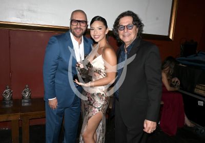 Ángela Aguilar con Desmond y Rudy