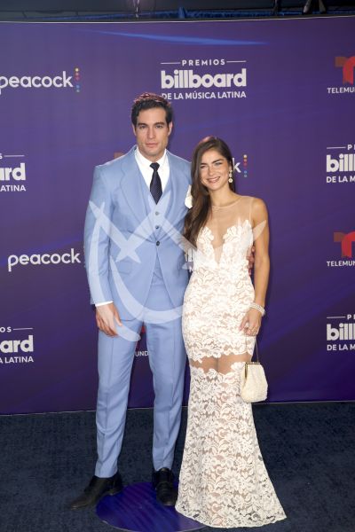 Danilo Carrera en Billboard Latino