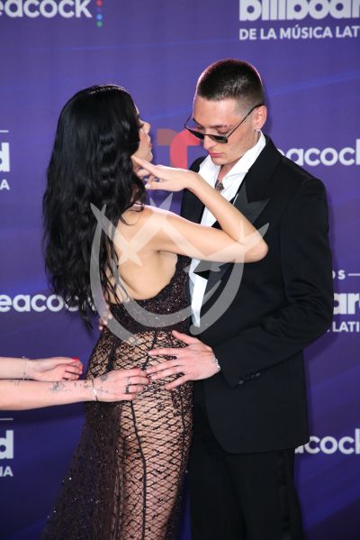 Peso Pluma y Kenia Os en Billboard Latino