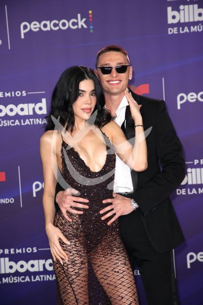 Peso Pluma y Kenia Os en Billboard Latino