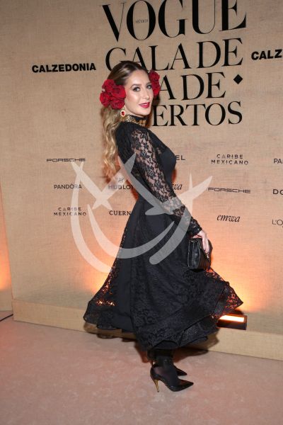 Geraldine Bazán de Gala con Muertos