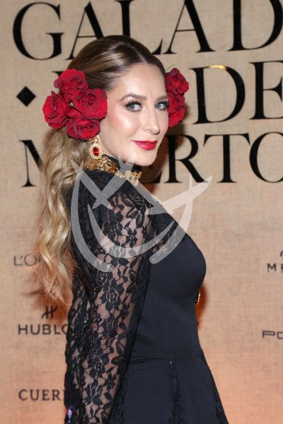 Geraldine Bazán de Gala con Muertos